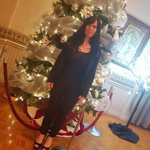 Meet your Posher, Nicky